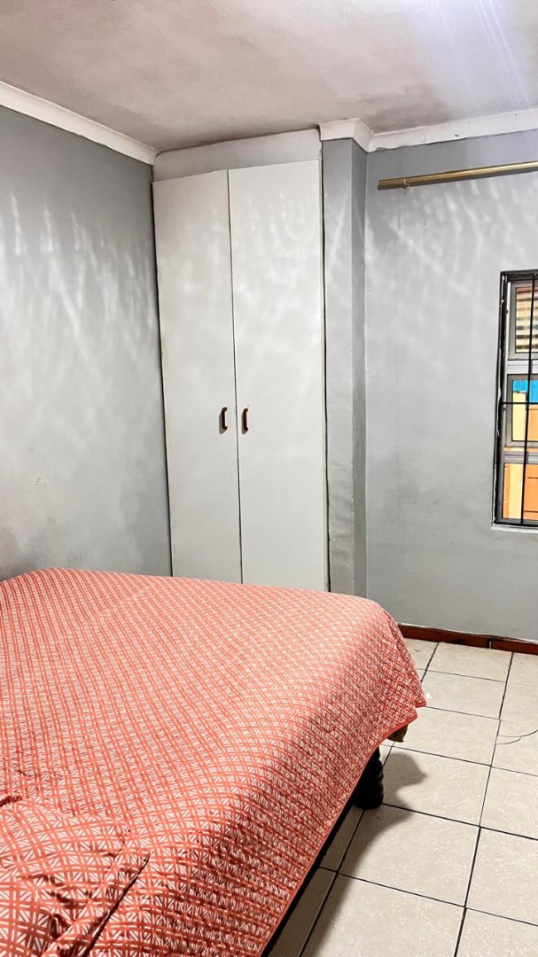 4 Bedroom Property for Sale in Kleinvlei Western Cape